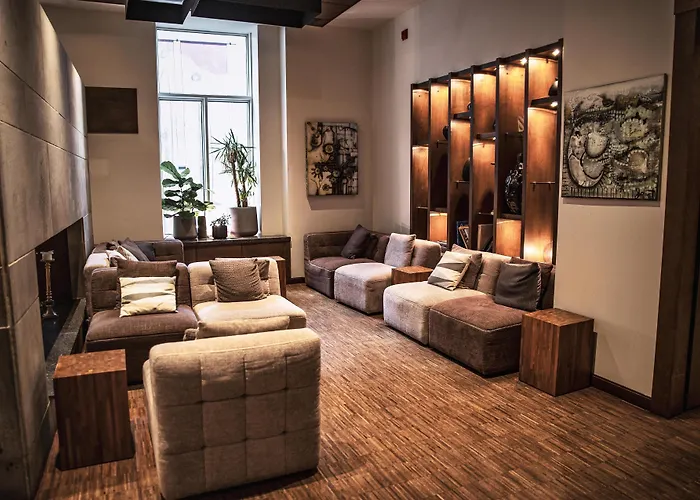Hotel 71 By Preferred Hotels & Resorts